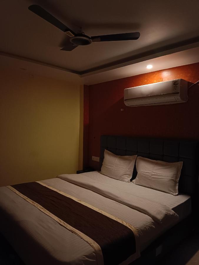 Royal View Residency Hotel Bodh Gaya Buitenkant foto